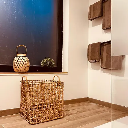 Nid Cosy En Foret شاليه *